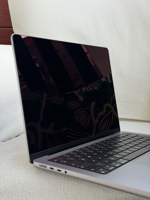 Macbook Pro 14 m1 Pro 16/512
