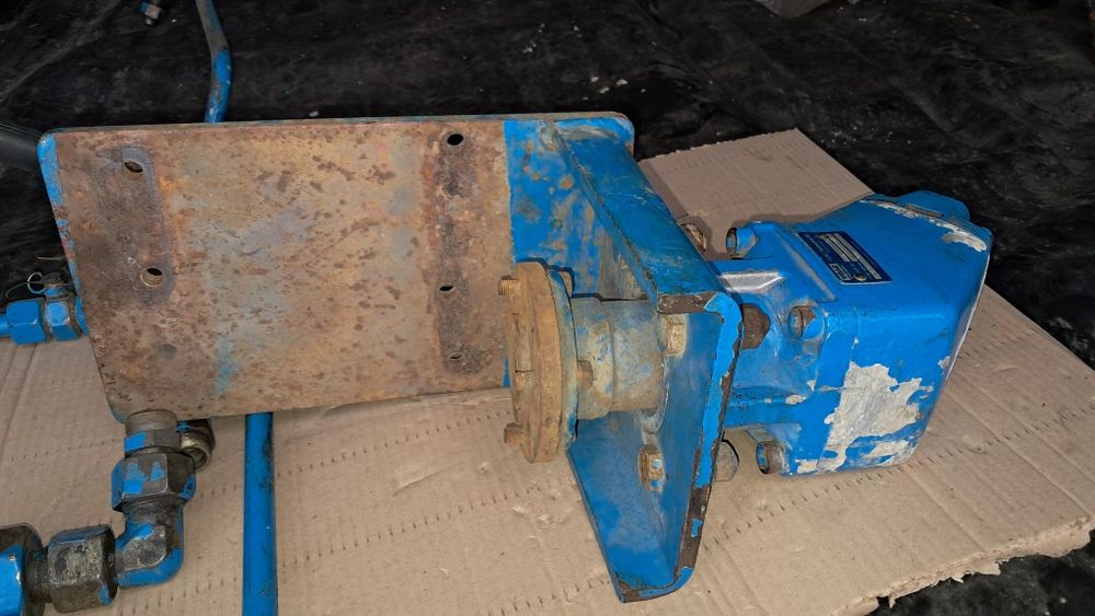 Продам гидравлический насос VOAC Hydravlics AB 3708030