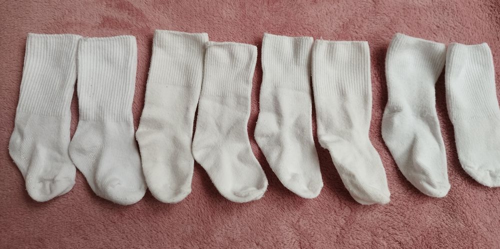 4x pierwsze skarpetki białe/kremowe