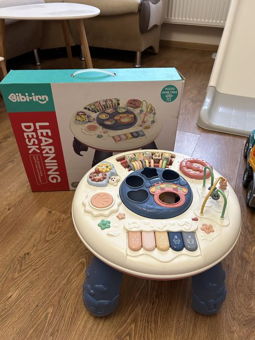 Музичний розвививаючий столик