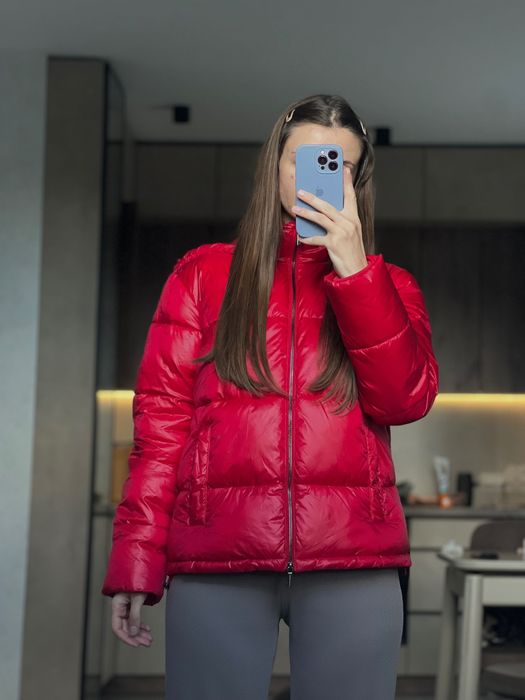 Жіноча куртка Armani