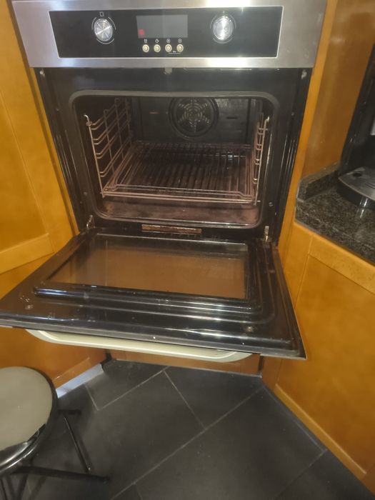 Vendo forno  elétrico