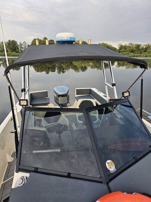 Zamiana / Cena ostateczna Łódź kabinowa motorowa 150KM