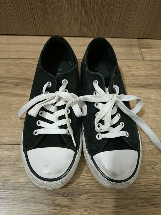 Trampki czarne rozmiar 38