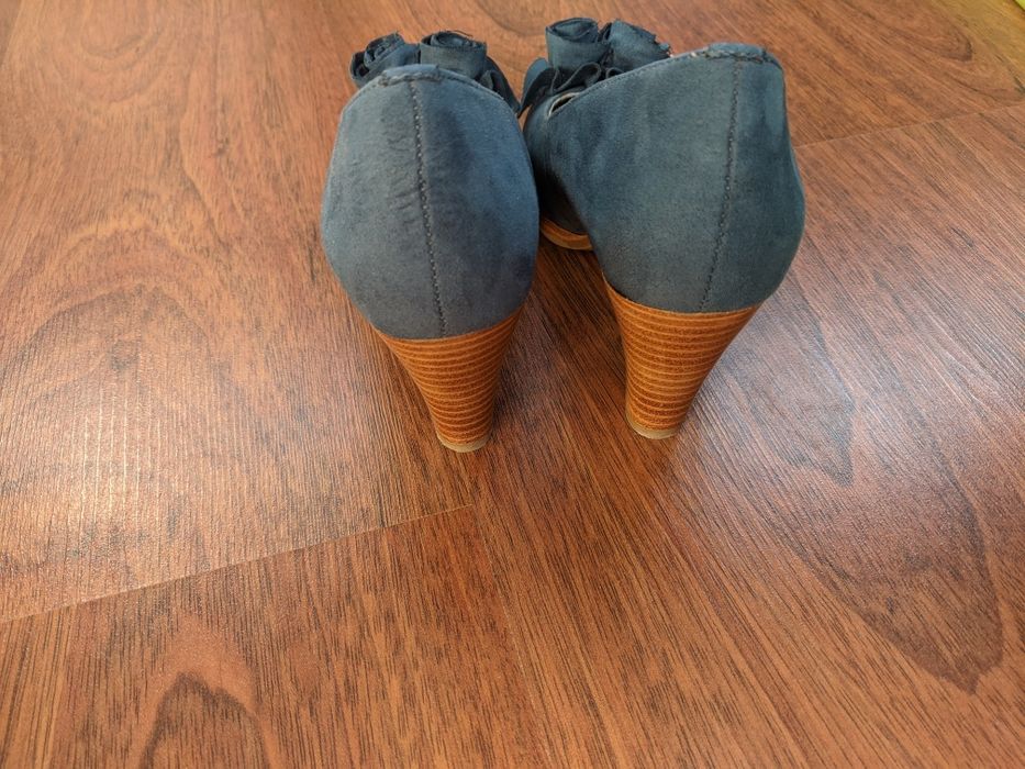 Sapatos tamanho 35 novos