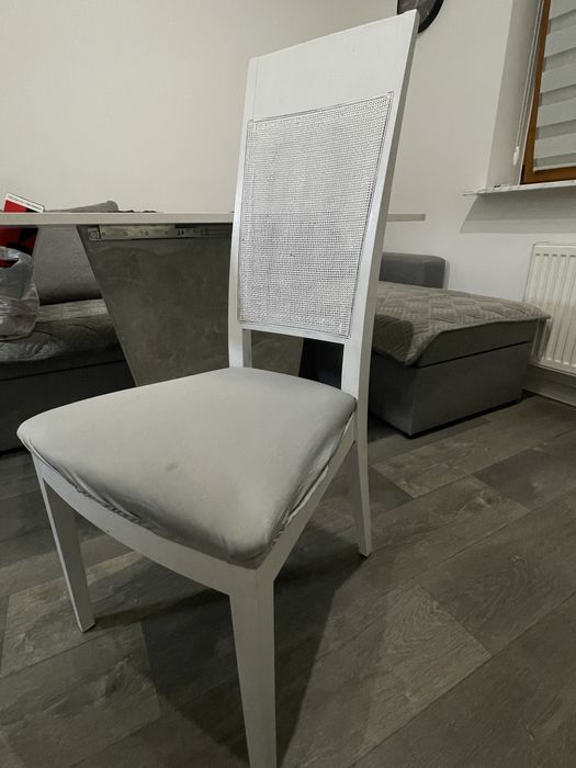 Стільці для кухню