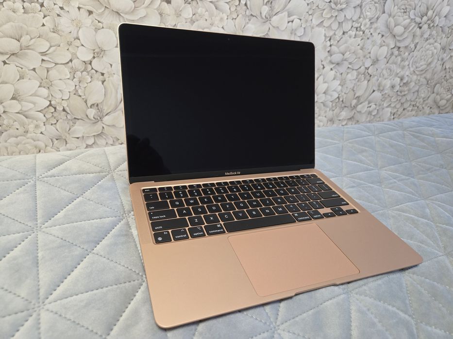 Macbook Air M1 256 Rose Gold 95% батарея
