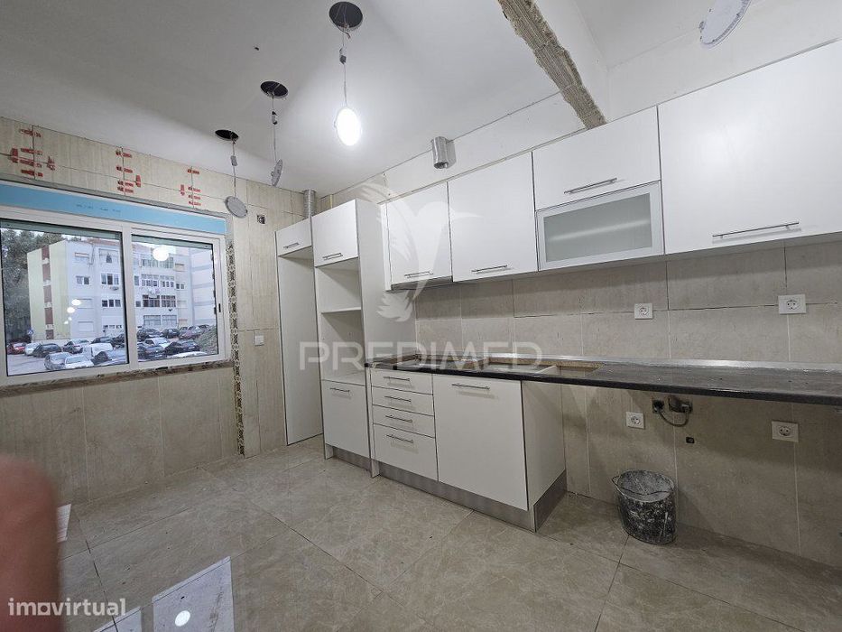 Vende se T2 Cova da Piedade  305000€ — Almada, Cova Da Piedade, Pragal E Cacilhas, Setúbal
