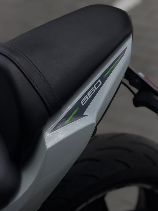 KAWASAKI NINJA 650 - Akrapovic!