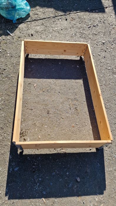 Skrzynia  ogrodowa na grządki