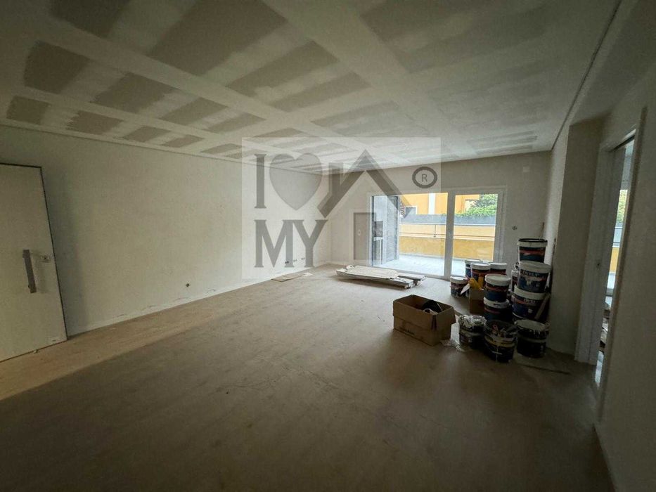 Andar de Luxo T2 em condominio Villas Choupal