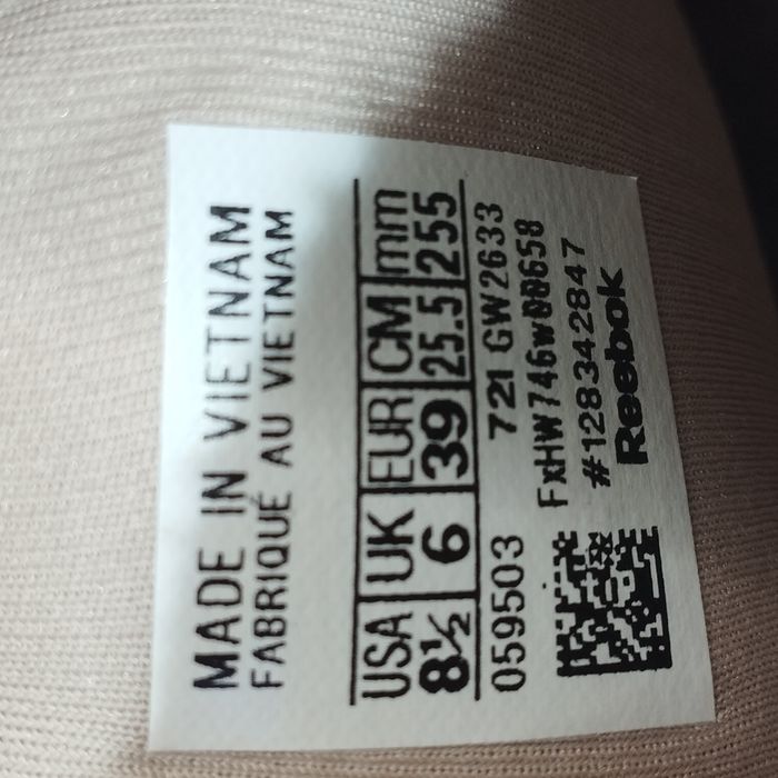 38,39,40. Кросівки Reebok Cardi B Classic Leather Beige GW2633