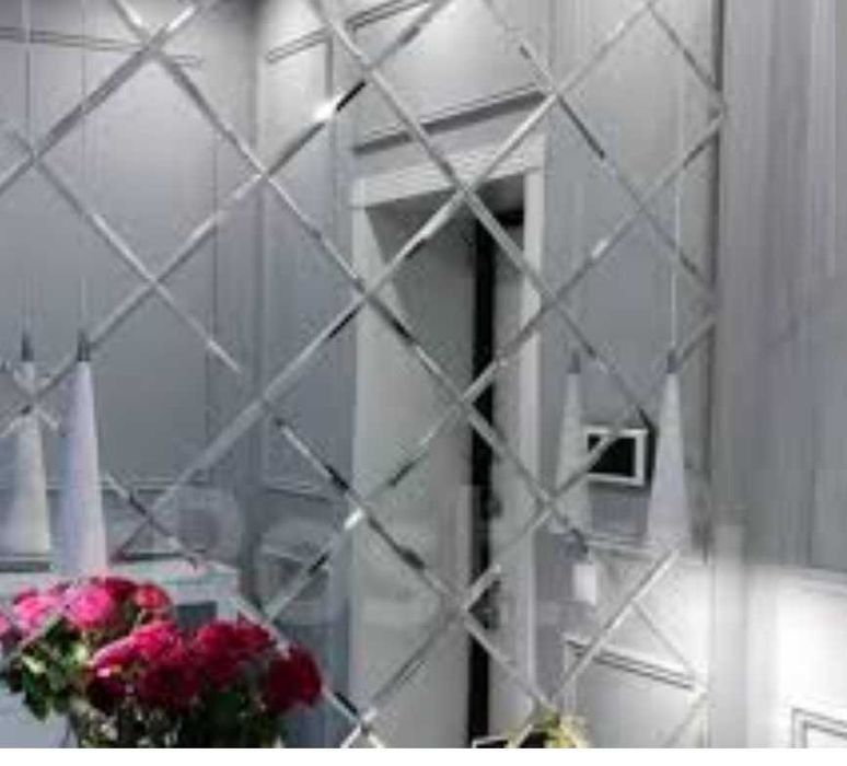 Дзеркальна плитка / Панно