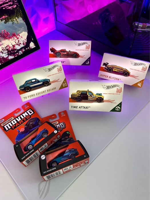 Elite, Premium, Special, iD, Color Shift Hot Wheels & Moving parts