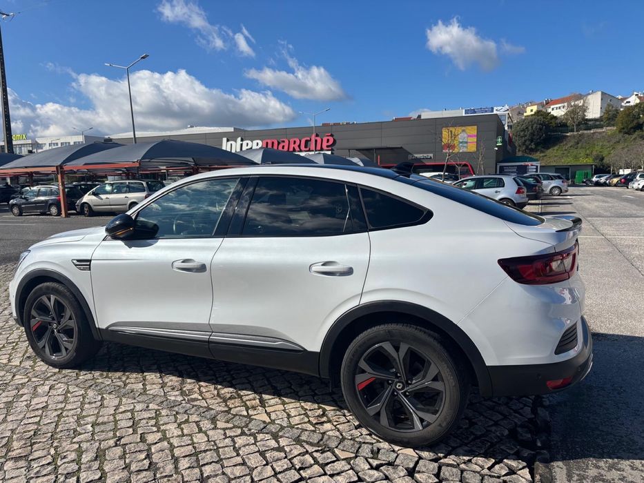 Renault Arcana 1.6 Hibrido RSLine