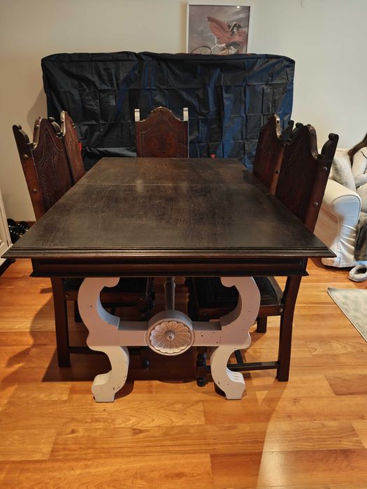Mesa de Jantar Antiga Extensível + 6 Cadeiras (Madeira Maciça)