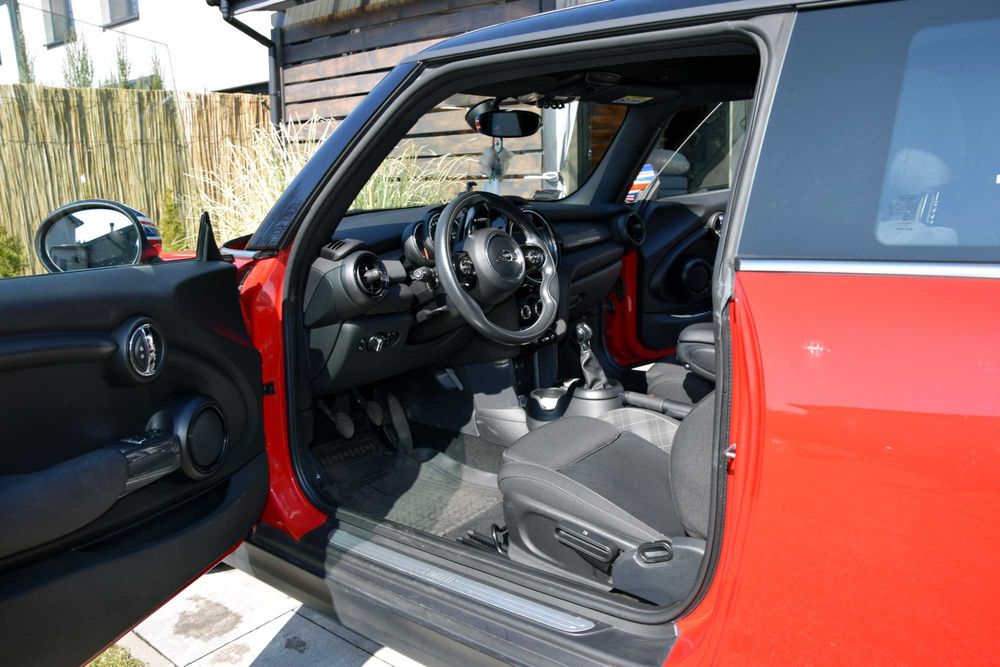 MINI COOPER 1.5 z 2018r. w bardzo dobrym stanie!!!
