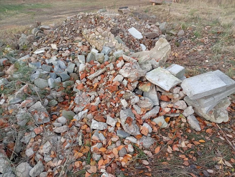 Oddam gruz i kamienie polne