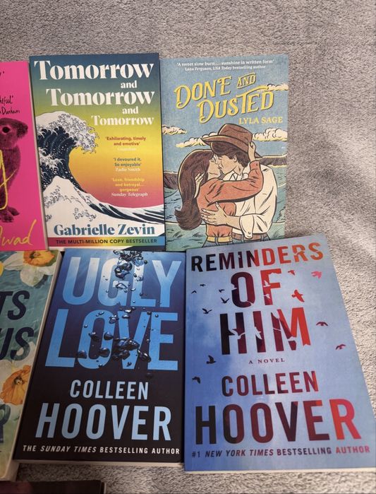 Книга Ugly Love Colleen Hoover