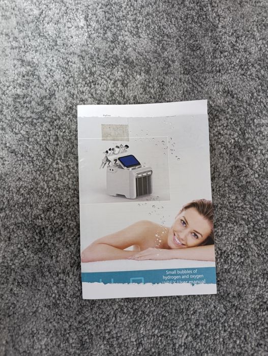 Máquina de Hidrodermoabrasão e Limpeza Facial 6 em 1