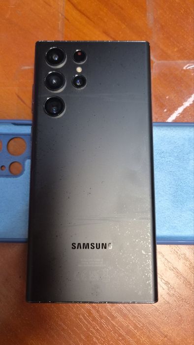 Samsung s22 ultra 12gb. 512gb.