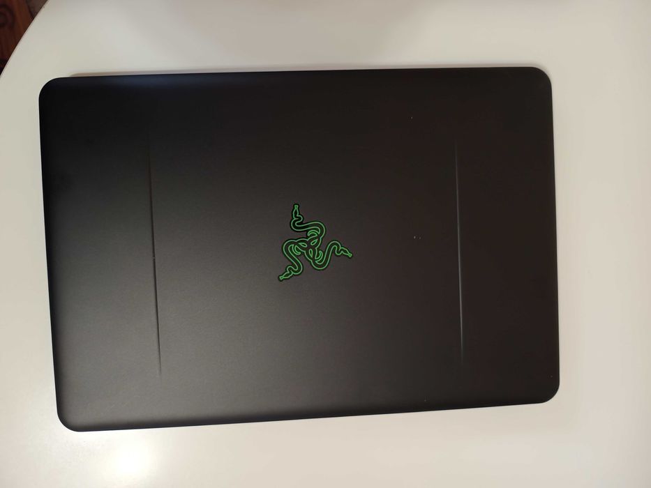 RAZER Blade 14 RZ09-0195 i7-7700HQ 16Gb GTX1060 6gb 60Hz