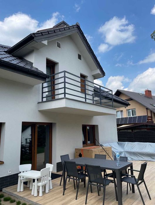 klasyczna balustrada aluminiowa malowana proszkowo, barierka