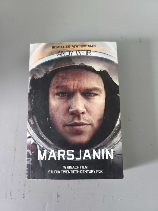 Marsjanin Andy Weir