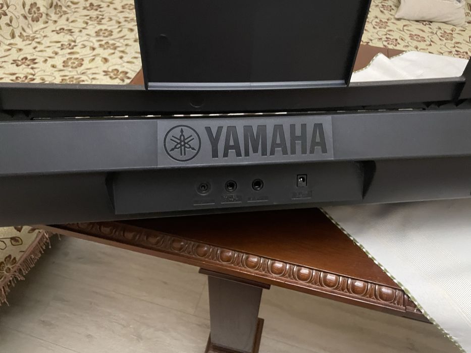 Синтезатор YAMAHA PSR-ER73