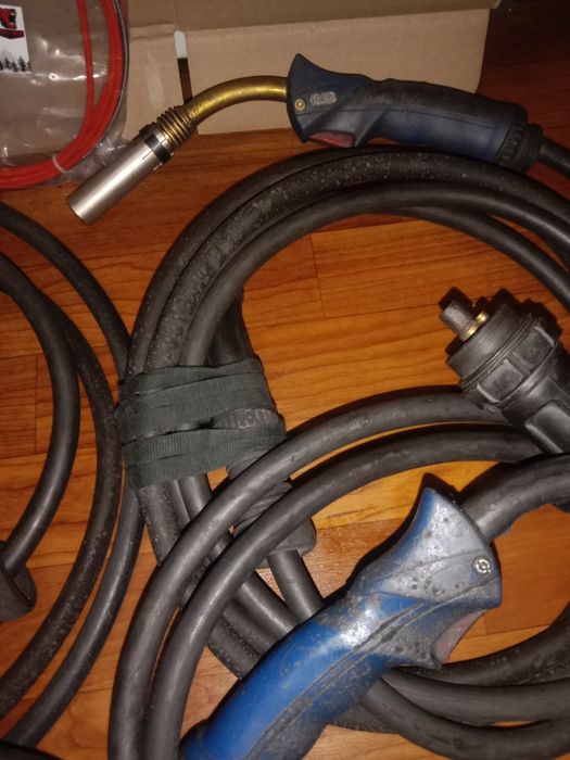 Сварочный комплект,проволка,наконечники.