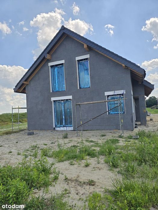Dom wolnostojący/Działka 700m2/Krzeczyn/
