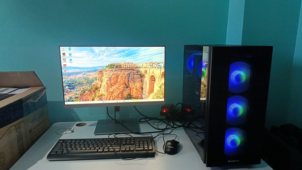 Komputer stacjonarny + monitor gotowy do pracy / grania