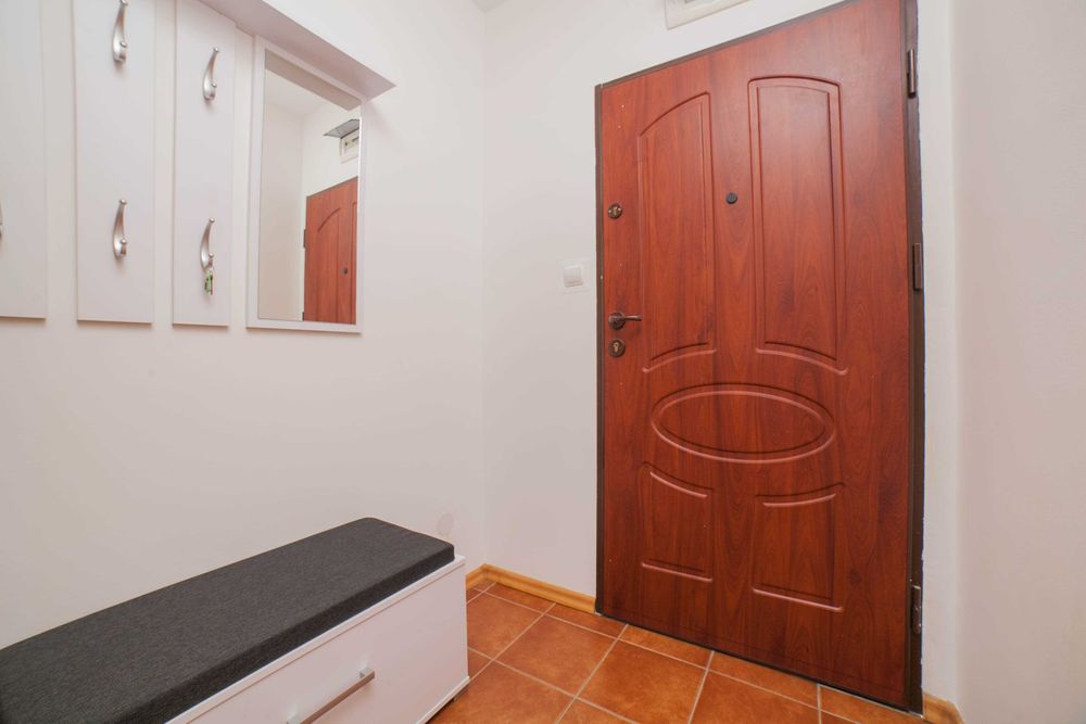 Do wynajęcia mieszkanie (2 pokoje, balkon)