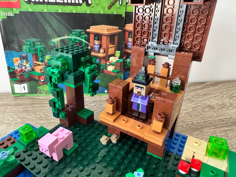 LEGO® 21133 Minecraft - Chatka czarownicy
