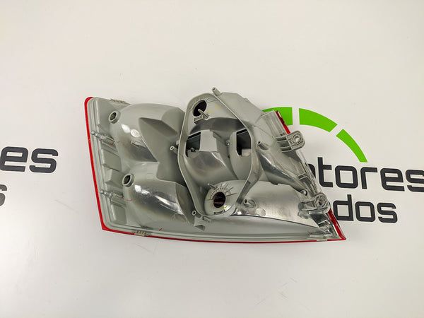 Farol Traseiro Direito Skoda Otavia MK3