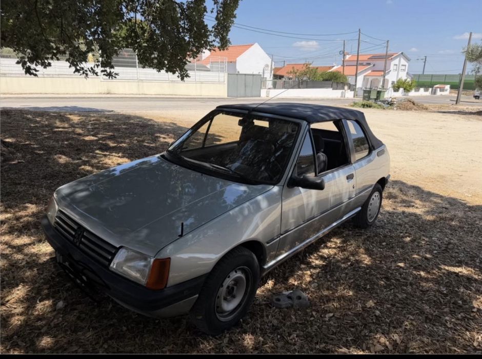 Peugout 205 Cabrio