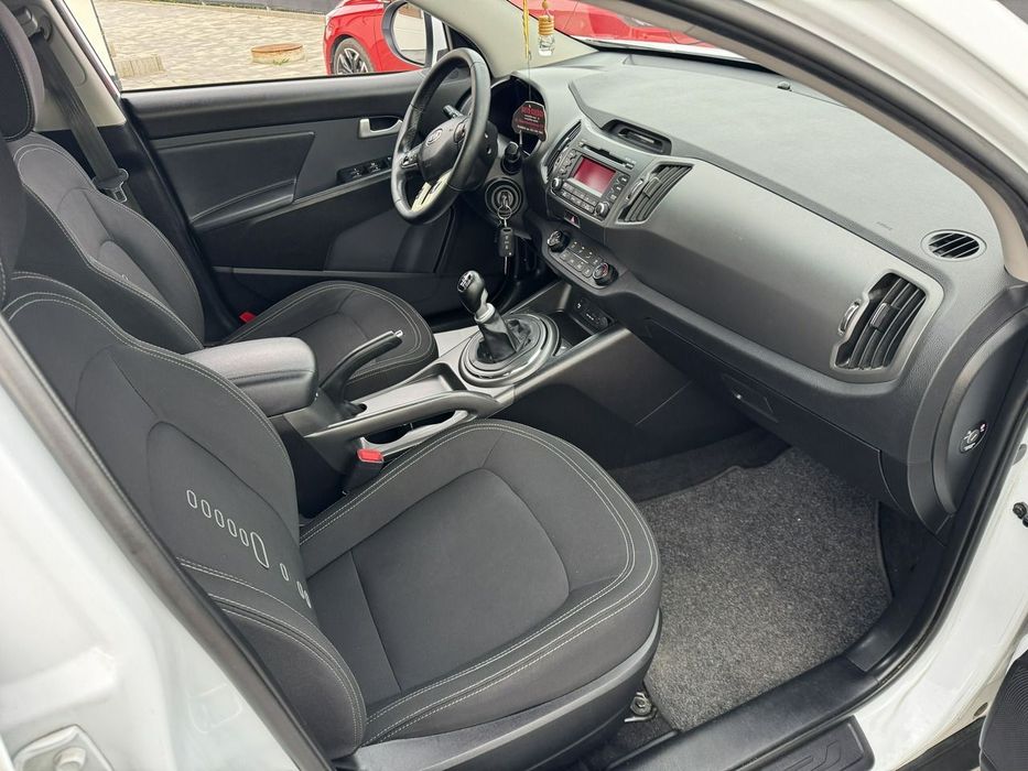 Kia Sportage Kia Sportage 1,6 benzyna 10 lat w jednych rękach Zadbany Ładny