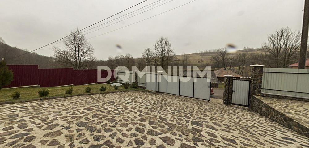 Продається діючий відпочинковий комплекс у с. Пилипець