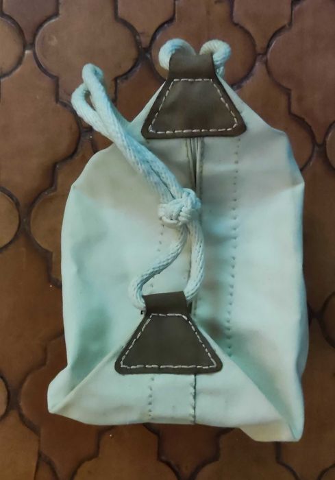 Bag with handle and nautical motifs - rope