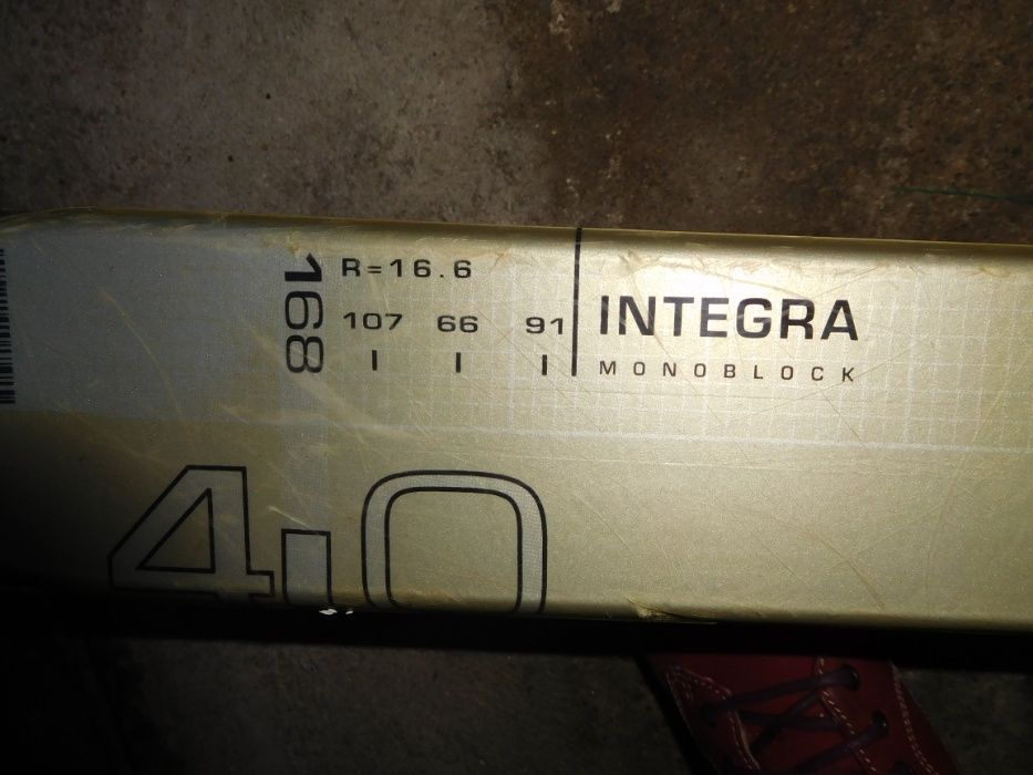 narty z kijkami w dobrym stanie