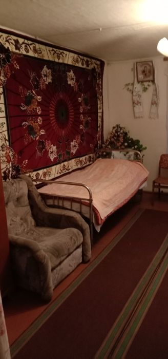 Безкоштовно житло Київська обл. біля річки Рось