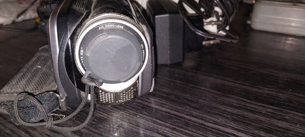 Відеокамера JVS GZ-MG21E