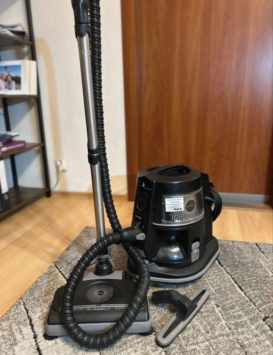 Rainbow E2 Black Odkurzacz z akcesoriami