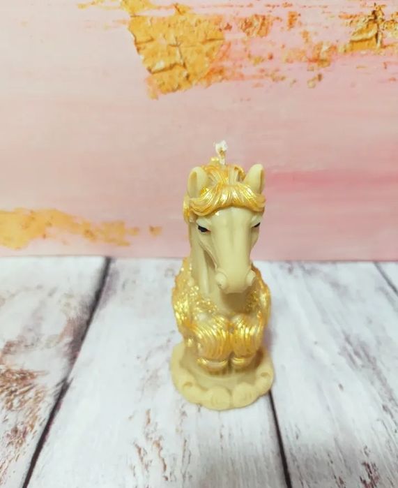 Свічка року" Коник"