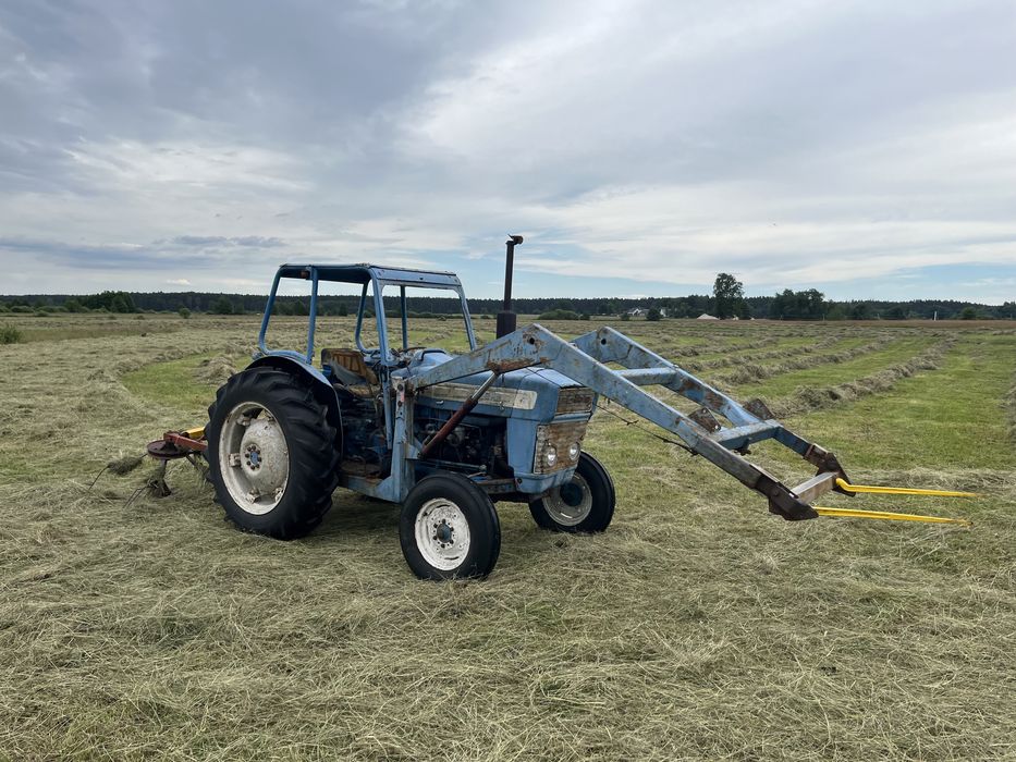 Ford 3000 z Szwecji komplet dokumentow!!!