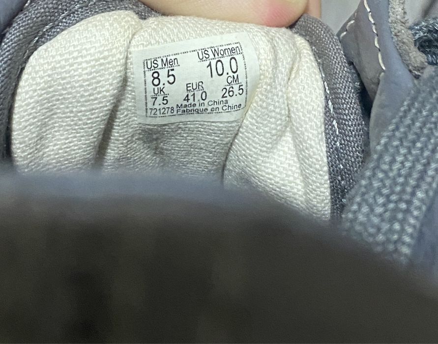 Кеди Vans сірі.