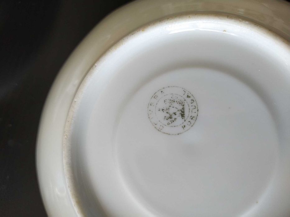 Conjunto porcelana fina SP Coimbra. Anos 1922/36