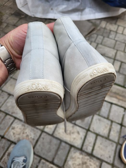 Продам s.Oliver 43р.