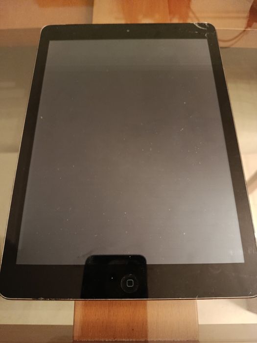 IPAd  Bloqueado mas em bom estado geral