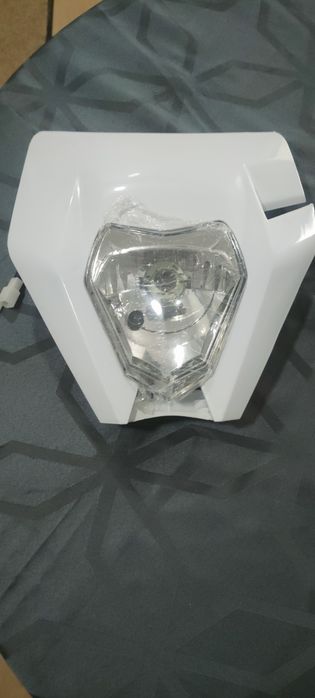 Mica farol mota nova